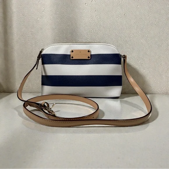 Kate Spade New York Wellesley Printed Hanna Crossbody Bag - Picture 1 of 12